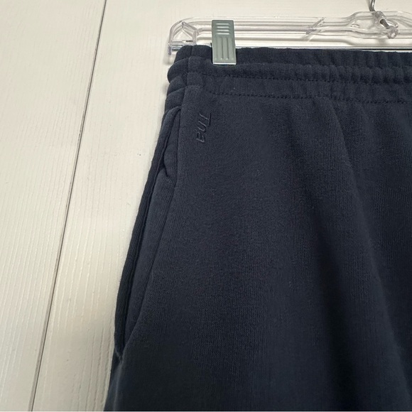 Aritzia TNA Women’s Airy AF Navy Blue Perfect Joggers - Size M - EUC - Picture 3 of 6